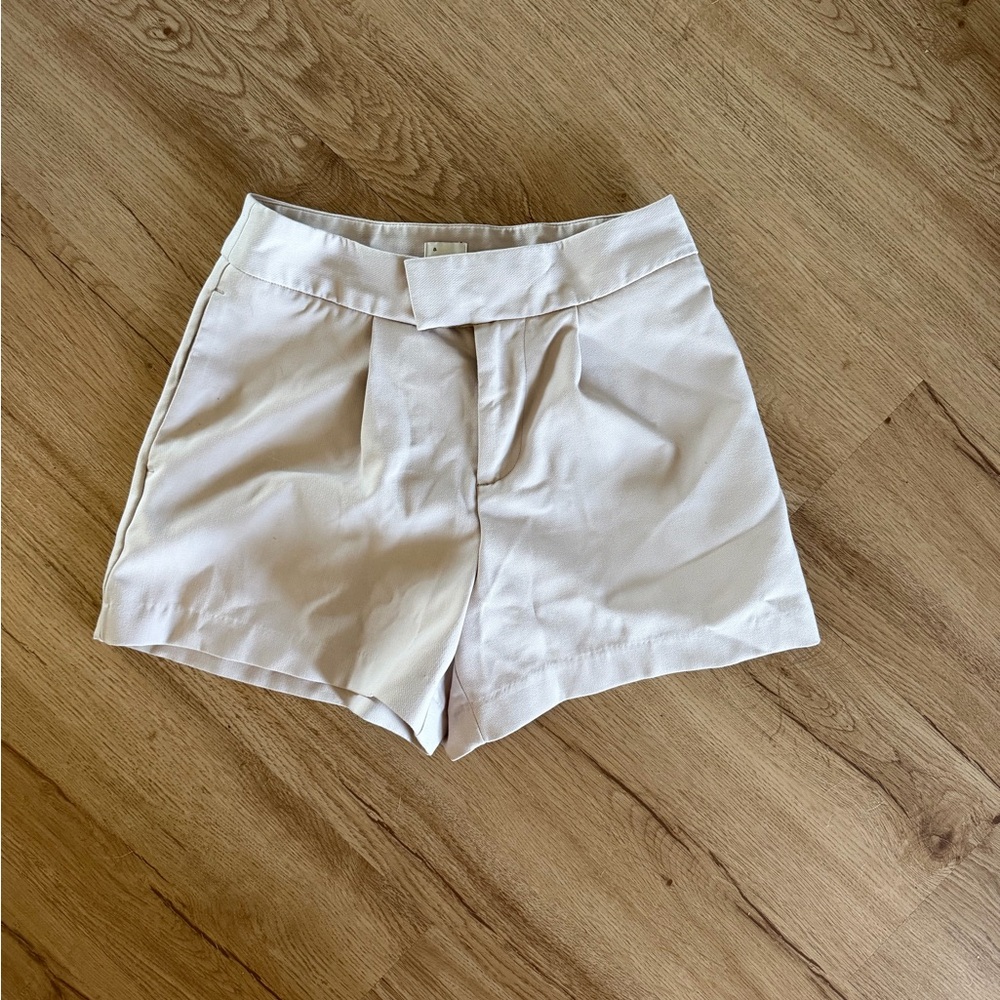 a new day Women's High Waist Cream Shorts